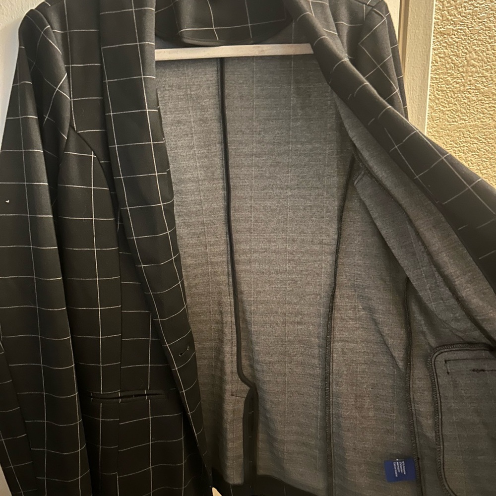 Apt. 9 Black and White Grid Blazer